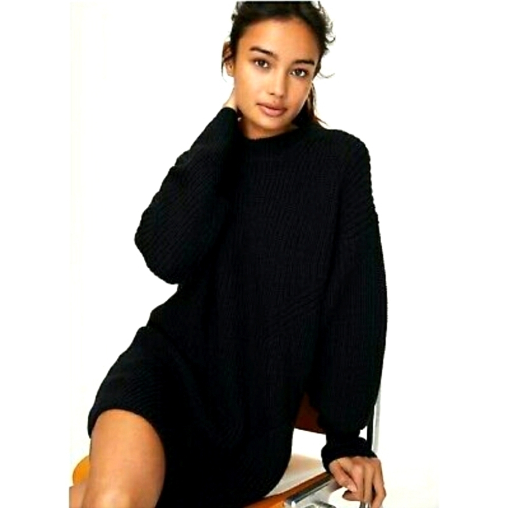 Aritzia Wilfred Turtleneck Dress, Merino Wool, Color Black, Size 2XS